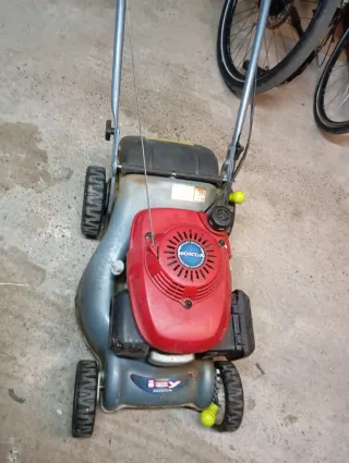 Cortacésped Honda Izy Gasolina NO arranca veces