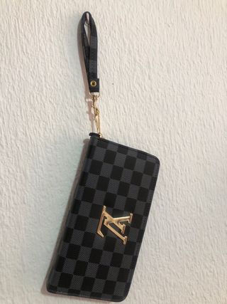 Cartera Larga Damero Negra y Dorada