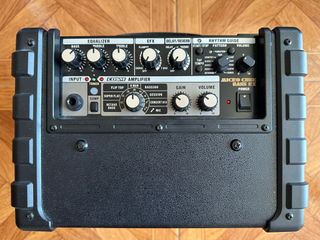 Roland Micro Cube Bass RX Amplificatore