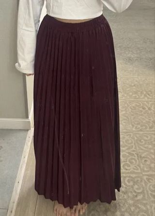 Falda plisada morada talla única