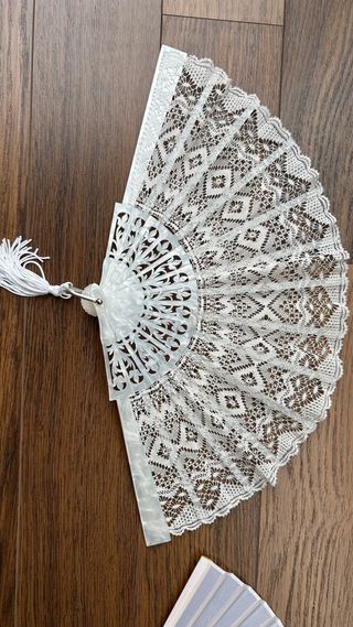 Lote de 4 abanicos - todos 5€