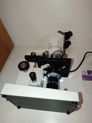 Microscopio Binocular PANAGOR con caja
