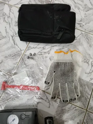 Kit Reparación Pinchazos Coche