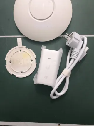 Ubiquiti UniFi Nano HD AP