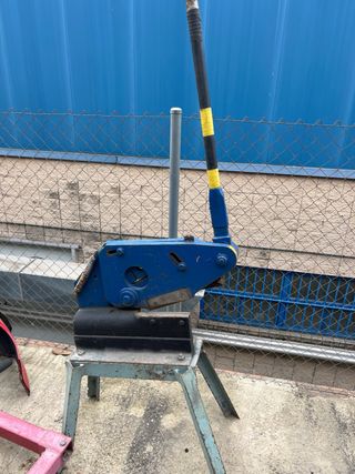 Tronzadora, cizalla y lijadora