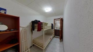 Piso en venta en El Raval - Safaretjos en Santa Coloma de Gramanet