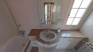 Piso en venta en Ca n'Aurell en Terrassa