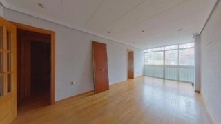 Piso en venta en Gavarra en Cornellà de Llobregat