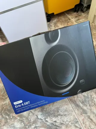 Monitores PreSonus Eris 4.5BT Negros