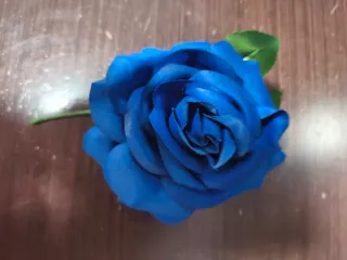 Bata de cola flamenca azul