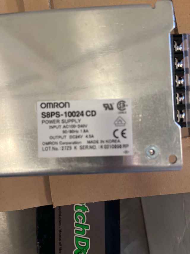 Fuente Alimentación Industrial OMRON S8PS-10024 CD
