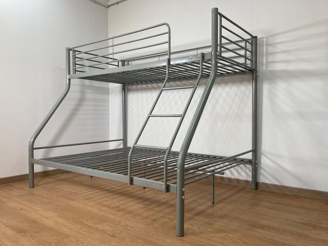 Litera doble 135cm y 90cm Gris plateado Resistente y Moderna
