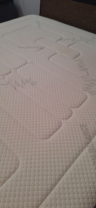 Colchón 150x190 cm segunda mano