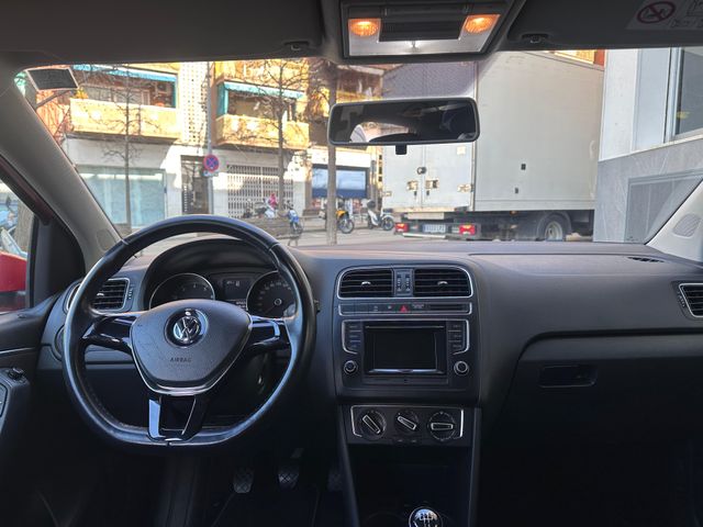 Volkswagen Polo 2015