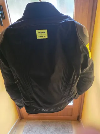 Chaqueta Dainese VFR46 Negra y Amarilla