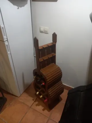 Botellero de vino madera guitarra