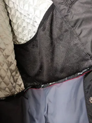 Giubbotto sci rosso e grigio