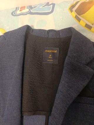 Americana y pantalón Mayoral niño Talla 5 años