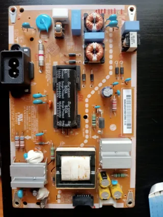 Placa Main y Fuente Alimentación LG 43LH570V