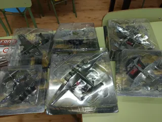 Fascículos bombarderos 31/50 para Jonathan G