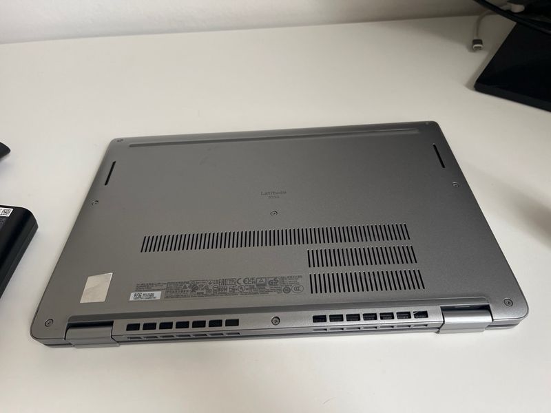 Dell Latitude 5330 i5 vPro | Portátil profesional afbeelding 5