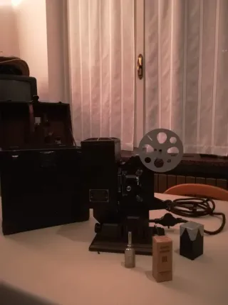 Proiettore Kodascope Eight Kodak