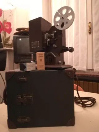 Proiettore Kodascope Eight Kodak