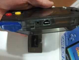 Nintendo Game Boy Advance con schermo IPS