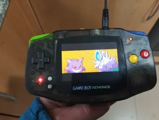 Nintendo Game Boy Advance con schermo IPS