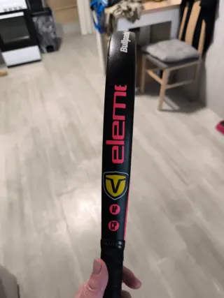 Pala de Pádel Vairo Bullpadel Lady Element