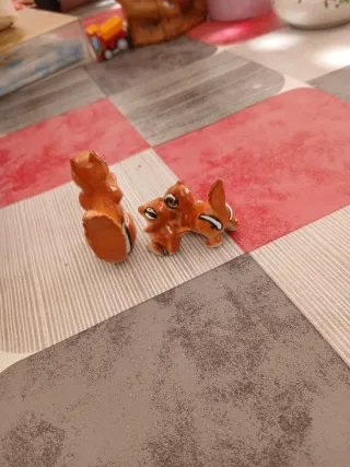 3 Figuras Ardillas Porcelana China Bone