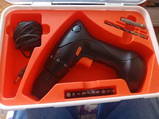 Atornillador eléctrico Black+Decker