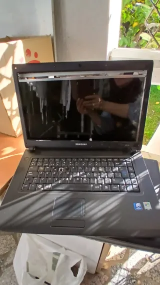 Portátiles para piezas