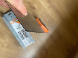 Serrucho Dexter y caja ingletes