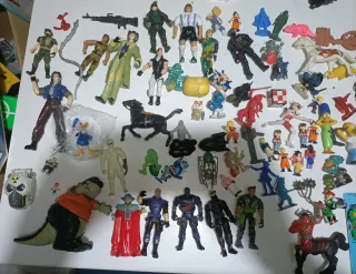 Lot vintage 80/90/2000 mcdonalds smurfs kinder