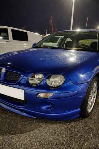 MG ZR 2002
