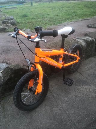 Bicicletas naranjas 14 pulgadas