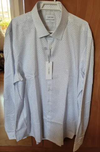 Camisa Calvin Klein original a estrenar.