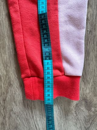 Conjunto Puma chándal rojo y rosa