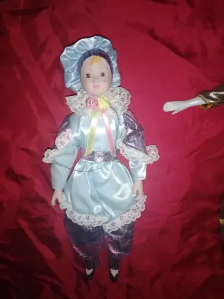 Bonito lote de figuras de arlequines de cerámica