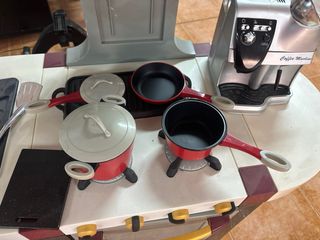 Cocina de juguete con accesorios