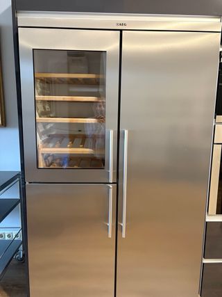 Nevera y Congelador y Vinoteca AEG
