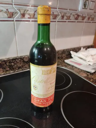 Botella Vino Castell del Remei Reserva