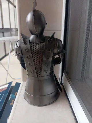 Artesanía de hierro soldado con espada