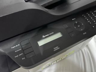 Impresora Samsung Xpress M2070F Multifunción