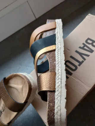 Sandalias Bayton Piel Nuevas