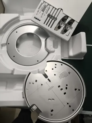 Ubiquiti UniFi U6 LR con accesorios