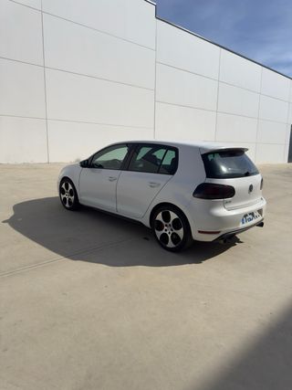 Volkswagen Golf 2010
