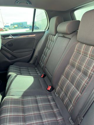 Volkswagen Golf 2010