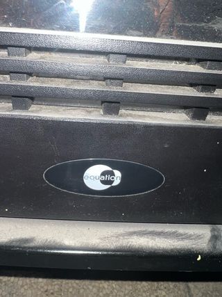 Estufa eléctrica de chimenea negra